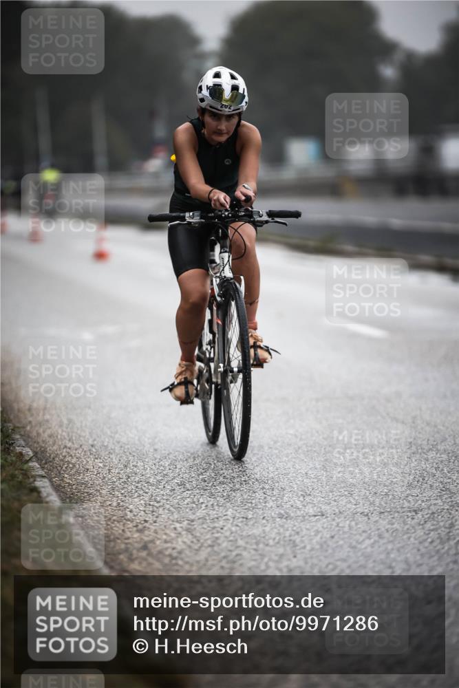 16.08.2026 - KN Förde Triathlon 2026 H.Heesch http://msf.ph/oto/9971286 16.08.2026 09:59:16 Radfahren 202 meine-sportfotos.de