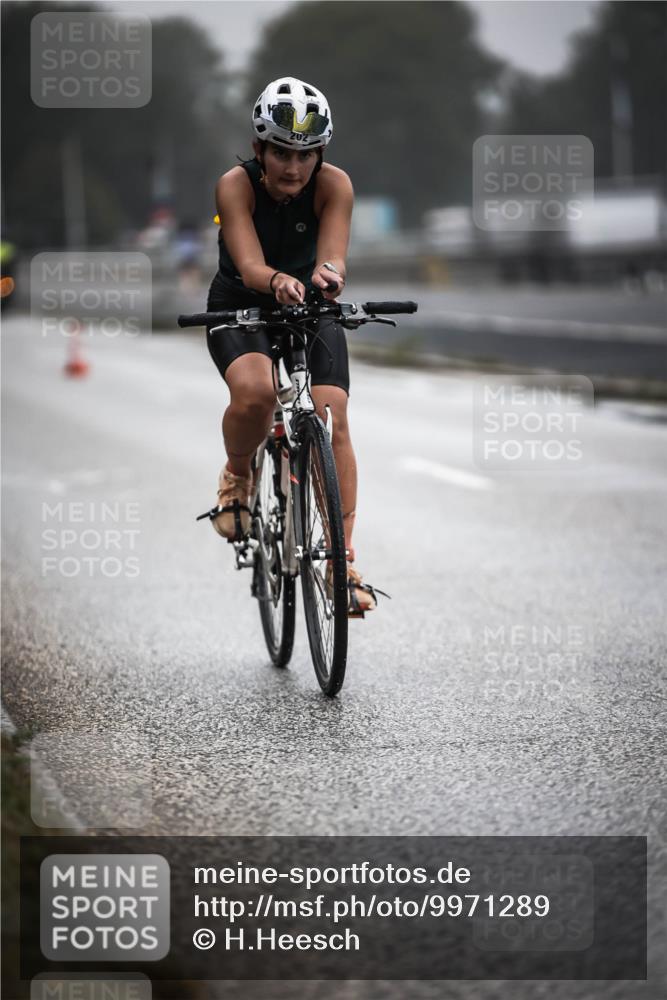 16.08.2026 - KN Förde Triathlon 2026 H.Heesch http://msf.ph/oto/9971289 16.08.2026 09:59:16 Radfahren 202 meine-sportfotos.de