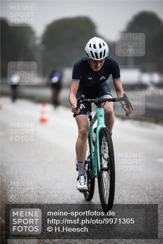 16.08.2026 - KN Förde Triathlon 2026 H.Heesch http://msf.ph/oto/9971305 16.08.2026 09:59:22 Radfahren 201, 268 meine-sportfotos.de
