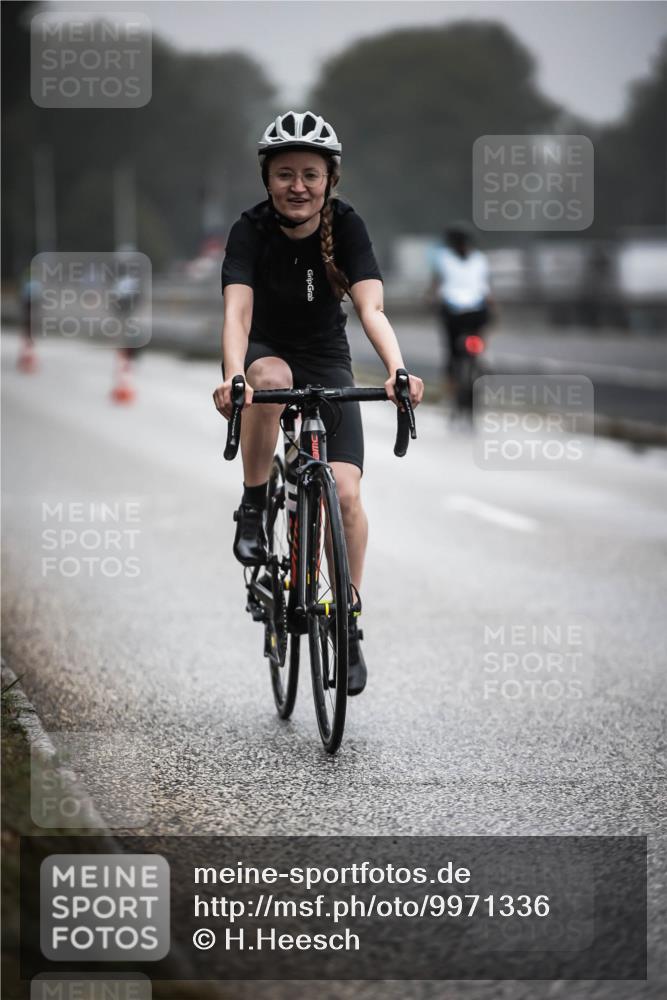 16.08.2026 - KN Förde Triathlon 2026 H.Heesch http://msf.ph/oto/9971336 16.08.2026 09:59:41 Radfahren 183, 263 meine-sportfotos.de