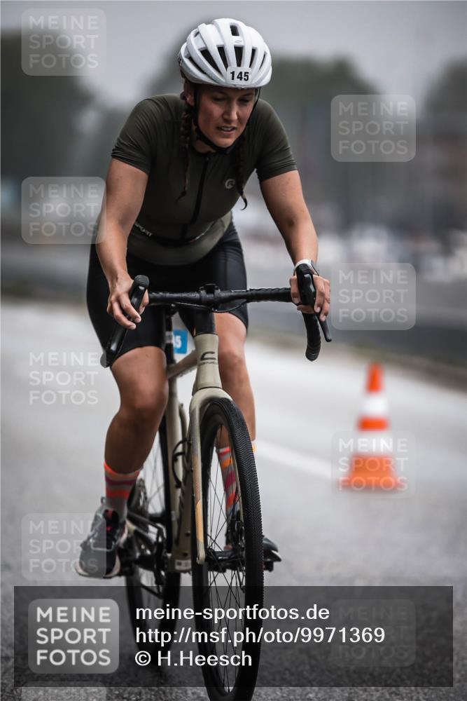 16.08.2026 - KN Förde Triathlon 2026 H.Heesch http://msf.ph/oto/9971369 16.08.2026 09:59:46 Radfahren 103, 266 meine-sportfotos.de