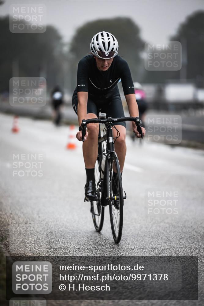 16.08.2026 - KN Förde Triathlon 2026 H.Heesch http://msf.ph/oto/9971378 16.08.2026 09:59:50 Radfahren 103, 266 meine-sportfotos.de