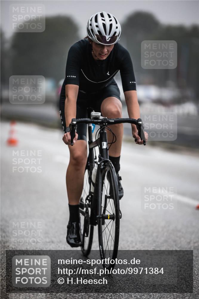 16.08.2026 - KN Förde Triathlon 2026 H.Heesch http://msf.ph/oto/9971384 16.08.2026 09:59:50 Radfahren 103, 266 meine-sportfotos.de