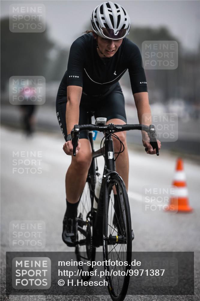 16.08.2026 - KN Förde Triathlon 2026 H.Heesch http://msf.ph/oto/9971387 16.08.2026 09:59:50 Radfahren 103, 266 meine-sportfotos.de