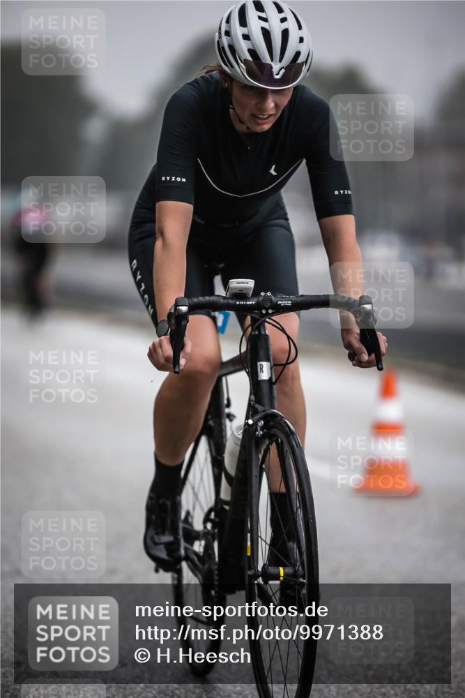 16.08.2026 - KN Förde Triathlon 2026 H.Heesch http://msf.ph/oto/9971388 16.08.2026 09:59:51 Radfahren 103, 266 meine-sportfotos.de