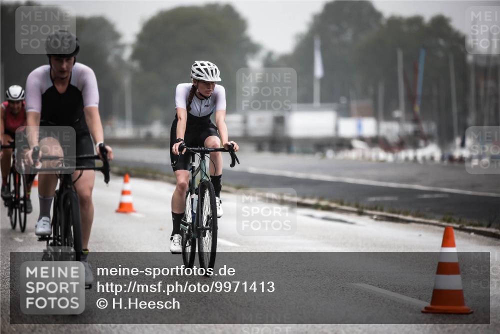 16.08.2026 - KN Förde Triathlon 2026 H.Heesch http://msf.ph/oto/9971413 16.08.2026 10:00:11 Radfahren 244 meine-sportfotos.de