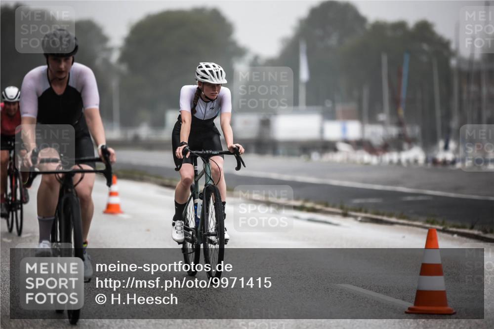 16.08.2026 - KN Förde Triathlon 2026 H.Heesch http://msf.ph/oto/9971415 16.08.2026 10:00:11 Radfahren 244 meine-sportfotos.de