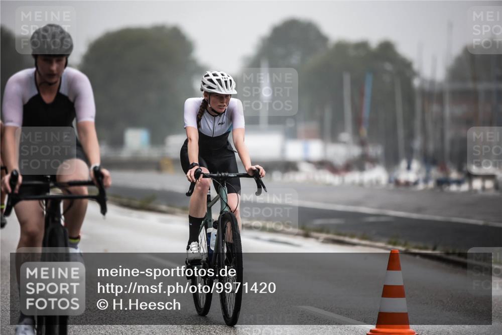 16.08.2026 - KN Förde Triathlon 2026 H.Heesch http://msf.ph/oto/9971420 16.08.2026 10:00:11 Radfahren 244 meine-sportfotos.de