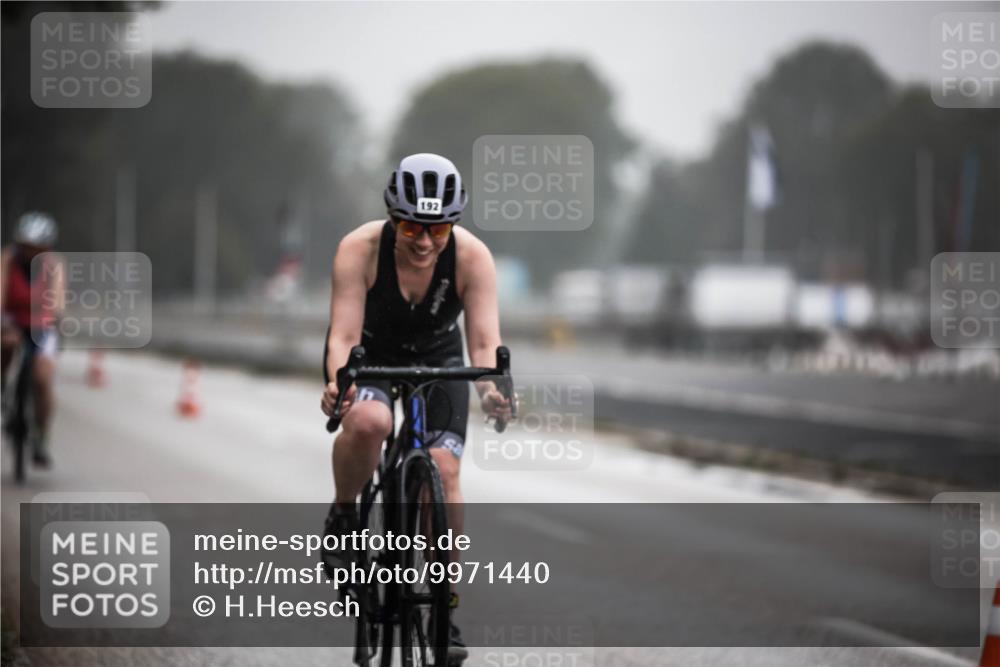 16.08.2026 - KN Förde Triathlon 2026 H.Heesch http://msf.ph/oto/9971440 16.08.2026 10:00:14 Radfahren 123, 215 meine-sportfotos.de