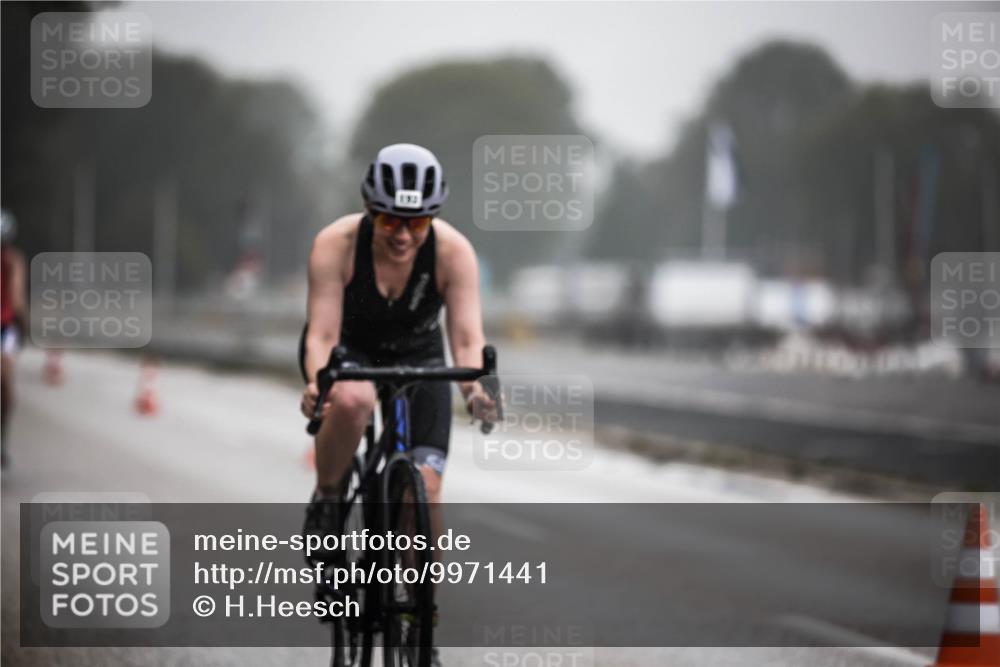 16.08.2026 - KN Förde Triathlon 2026 H.Heesch http://msf.ph/oto/9971441 16.08.2026 10:00:14 Radfahren 123, 215 meine-sportfotos.de