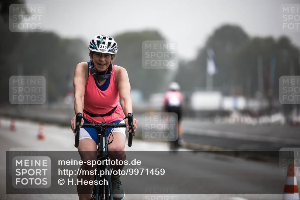 16.08.2026 - KN Förde Triathlon 2026 H.Heesch http://msf.ph/oto/9971459 16.08.2026 10:00:17 Radfahren 123, 215 meine-sportfotos.de
