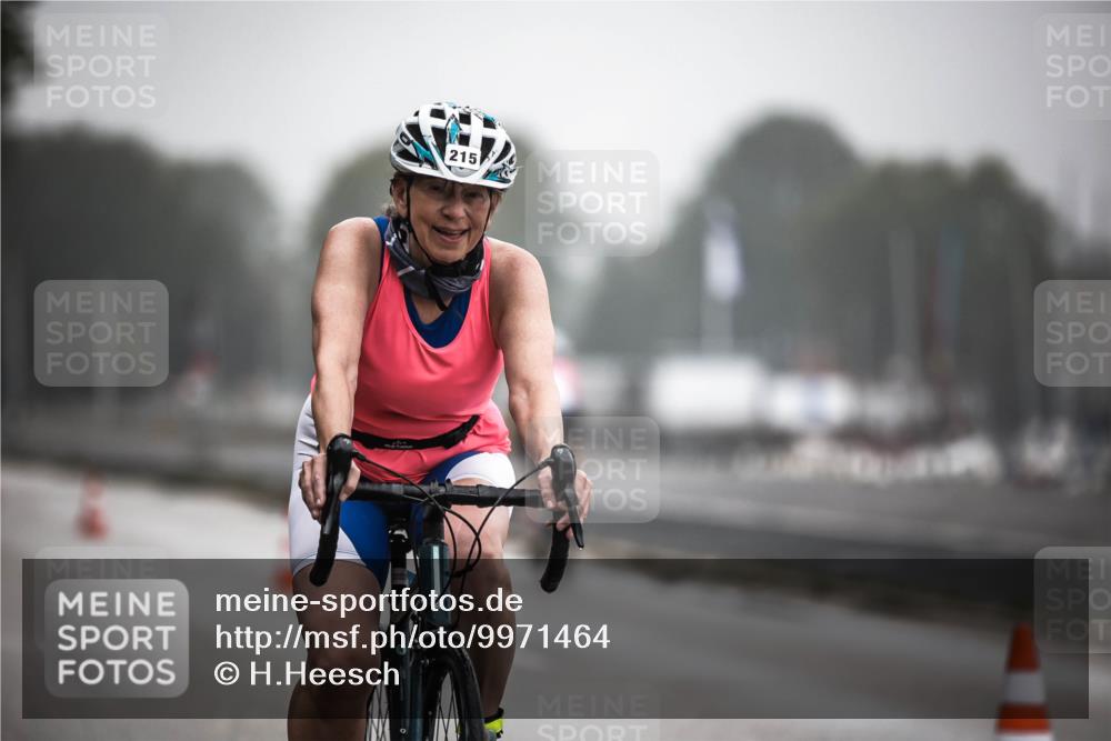 16.08.2026 - KN Förde Triathlon 2026 H.Heesch http://msf.ph/oto/9971464 16.08.2026 10:00:17 Radfahren 123, 215 meine-sportfotos.de