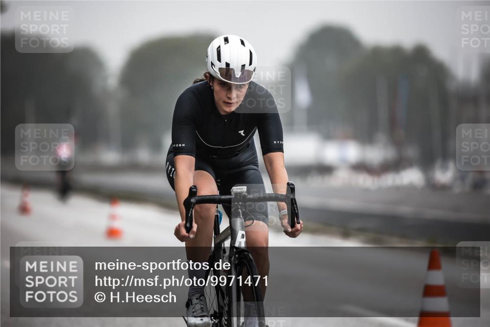 16.08.2026 - KN Förde Triathlon 2026 H.Heesch http://msf.ph/oto/9971471 16.08.2026 10:00:22 Radfahren 267 meine-sportfotos.de