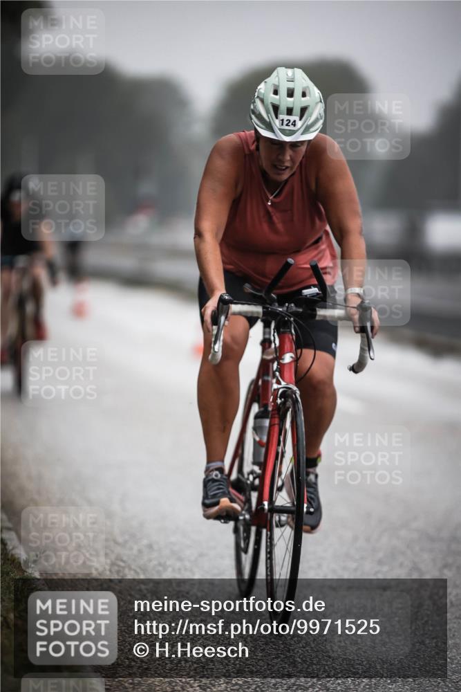16.08.2026 - KN Förde Triathlon 2026 H.Heesch http://msf.ph/oto/9971525 16.08.2026 10:00:31 Radfahren 184 meine-sportfotos.de