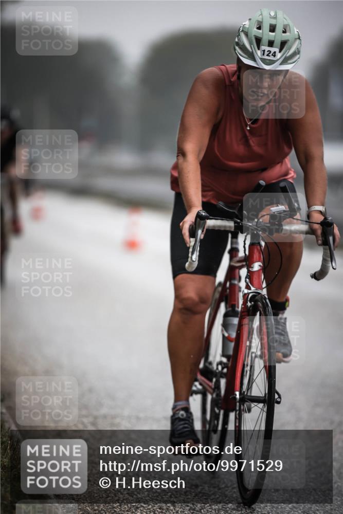 16.08.2026 - KN Förde Triathlon 2026 H.Heesch http://msf.ph/oto/9971529 16.08.2026 10:00:31 Radfahren 184 meine-sportfotos.de