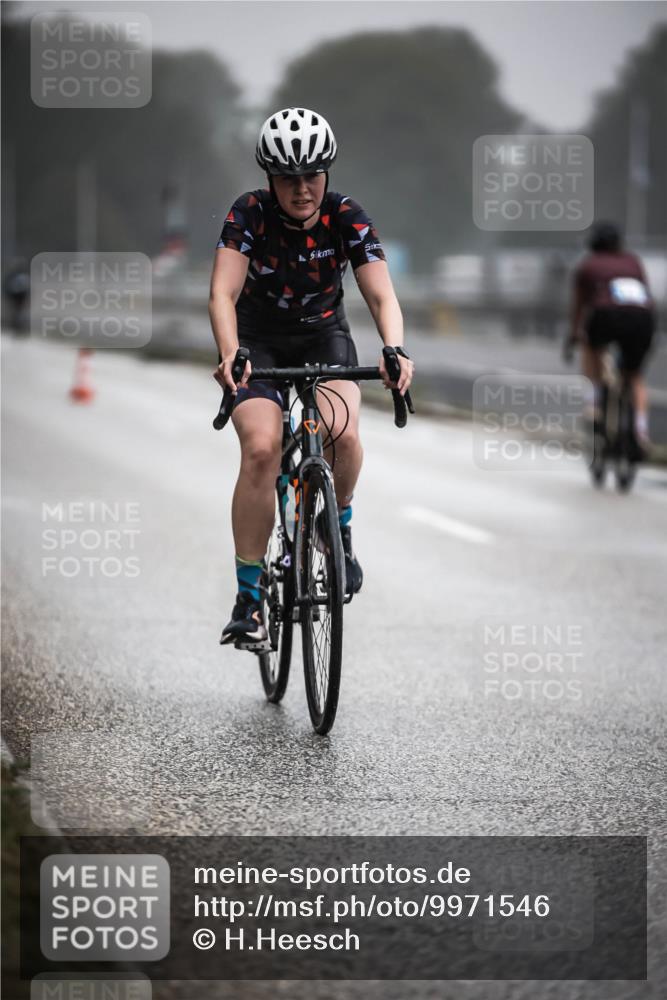 16.08.2026 - KN Förde Triathlon 2026 H.Heesch http://msf.ph/oto/9971546 16.08.2026 10:00:43 Radfahren 200, 242, 246, 248 meine-sportfotos.de
