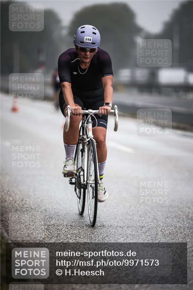 16.08.2026 - KN Förde Triathlon 2026 H.Heesch http://msf.ph/oto/9971573 16.08.2026 10:00:47 Radfahren 200, 246, 248 meine-sportfotos.de