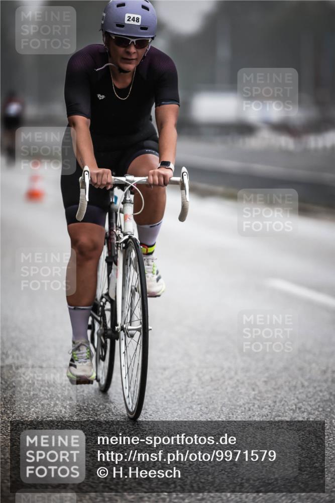 16.08.2026 - KN Förde Triathlon 2026 H.Heesch http://msf.ph/oto/9971579 16.08.2026 10:00:47 Radfahren 200, 246, 248 meine-sportfotos.de