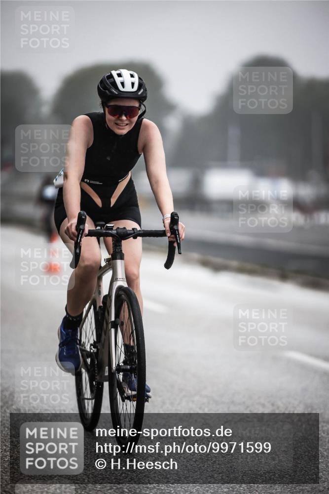 16.08.2026 - KN Förde Triathlon 2026 H.Heesch http://msf.ph/oto/9971599 16.08.2026 10:00:56 Radfahren 228, 238, 243 meine-sportfotos.de