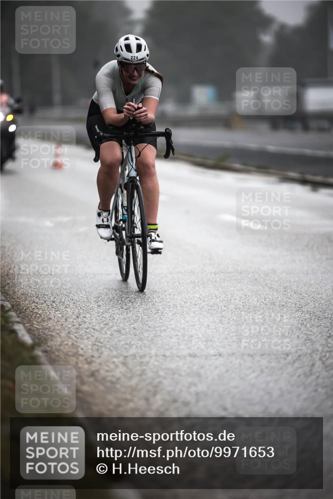 16.08.2026 - KN Förde Triathlon 2026 H.Heesch http://msf.ph/oto/9971653 16.08.2026 10:01:08 Radfahren 190, 212, 224 meine-sportfotos.de