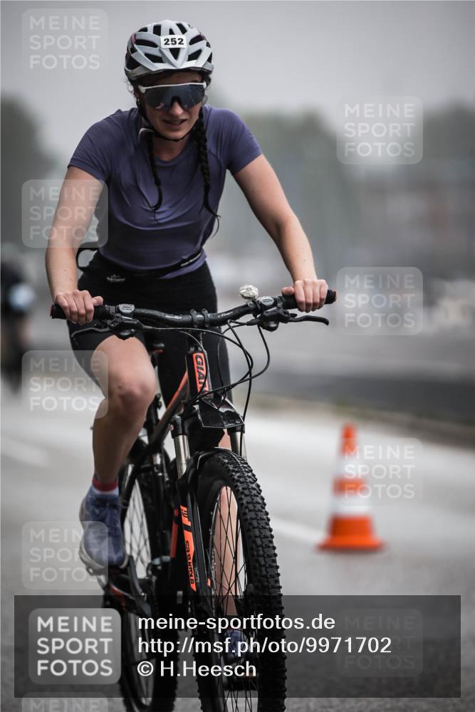 16.08.2026 - KN Förde Triathlon 2026 H.Heesch http://msf.ph/oto/9971702 16.08.2026 10:01:24 Radfahren 217, 252 meine-sportfotos.de