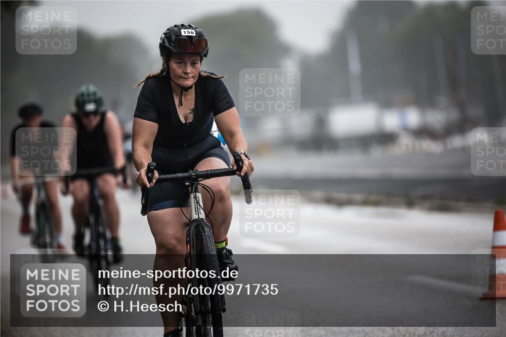 16.08.2026 - KN Förde Triathlon 2026 H.Heesch http://msf.ph/oto/9971735 16.08.2026 10:01:37 Radfahren 163, 191, 239, 245, 255 meine-sportfotos.de