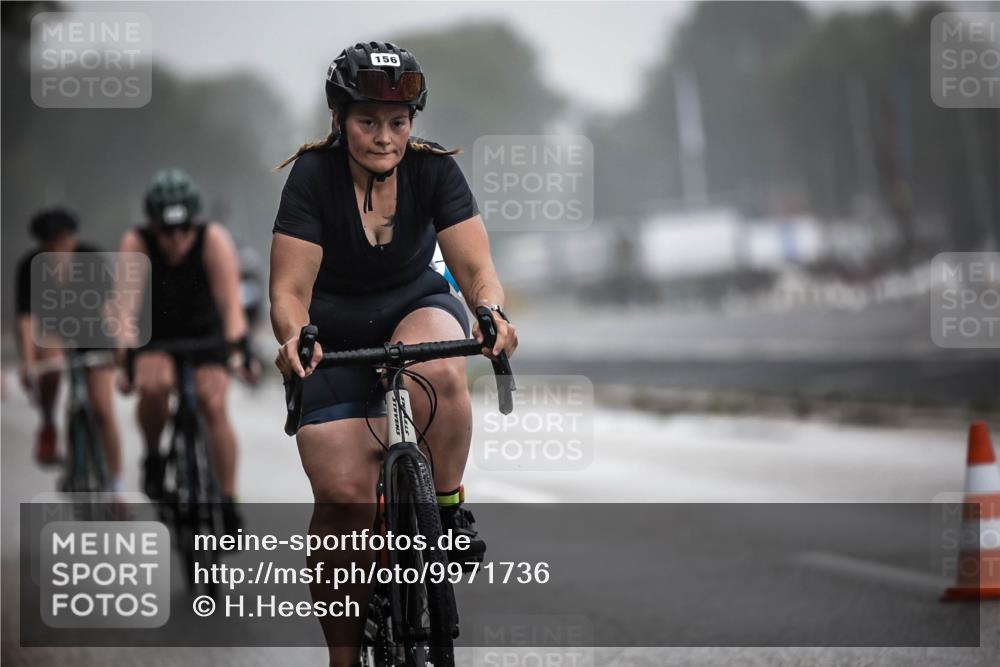 16.08.2026 - KN Förde Triathlon 2026 H.Heesch http://msf.ph/oto/9971736 16.08.2026 10:01:37 Radfahren 163, 191, 239, 245, 255 meine-sportfotos.de