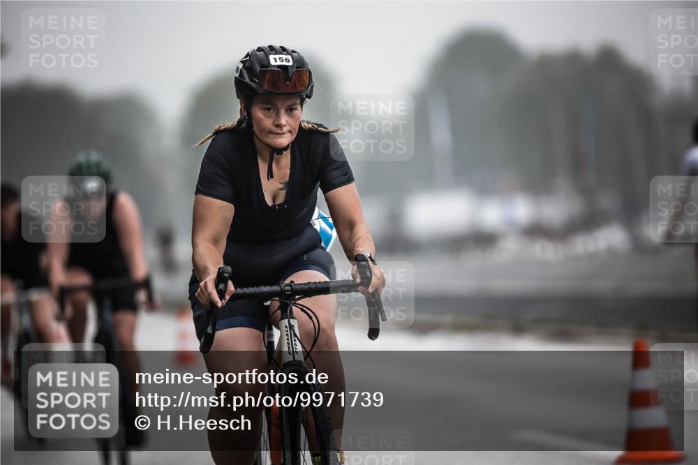 16.08.2026 - KN Förde Triathlon 2026 H.Heesch http://msf.ph/oto/9971739 16.08.2026 10:01:37 Radfahren 163, 191, 239, 245, 255 meine-sportfotos.de
