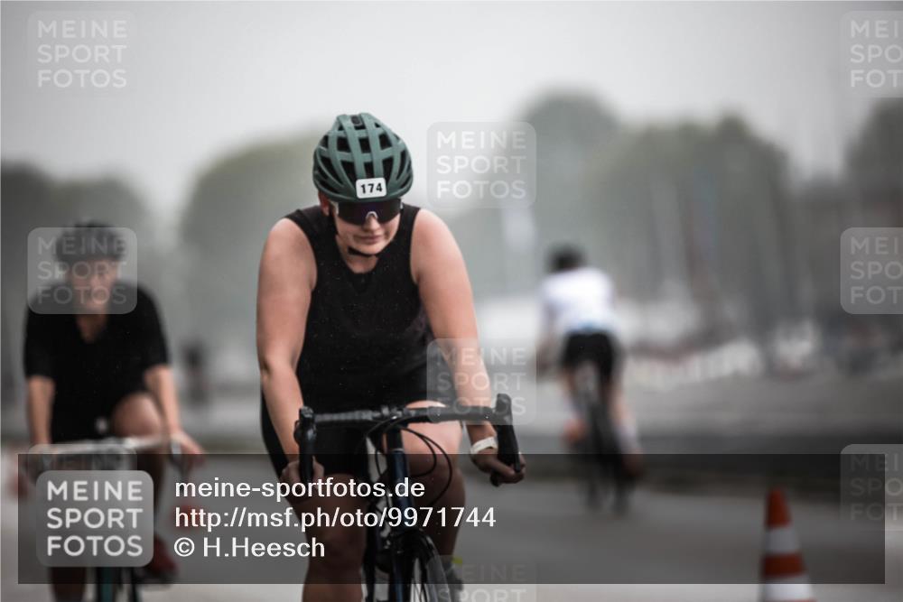 16.08.2026 - KN Förde Triathlon 2026 H.Heesch http://msf.ph/oto/9971744 16.08.2026 10:01:38 Radfahren 163, 191, 239, 245, 255 meine-sportfotos.de
