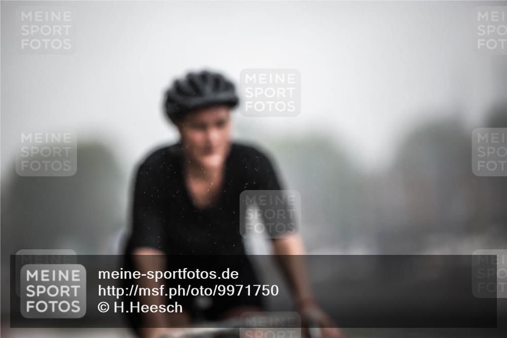16.08.2026 - KN Förde Triathlon 2026 H.Heesch http://msf.ph/oto/9971750 16.08.2026 10:01:39 Radfahren 191, 239, 245, 255 meine-sportfotos.de