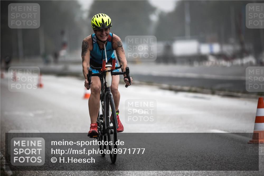 16.08.2026 - KN Förde Triathlon 2026 H.Heesch http://msf.ph/oto/9971777 16.08.2026 10:01:58 Radfahren 171 meine-sportfotos.de