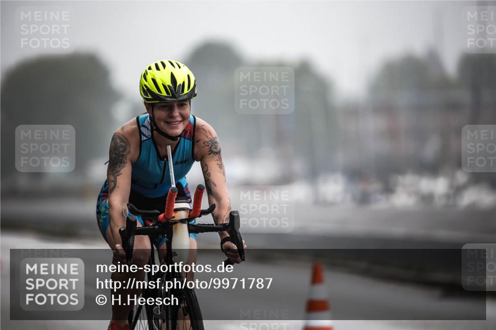 16.08.2026 - KN Förde Triathlon 2026 H.Heesch http://msf.ph/oto/9971787 16.08.2026 10:01:59 Radfahren 171 meine-sportfotos.de