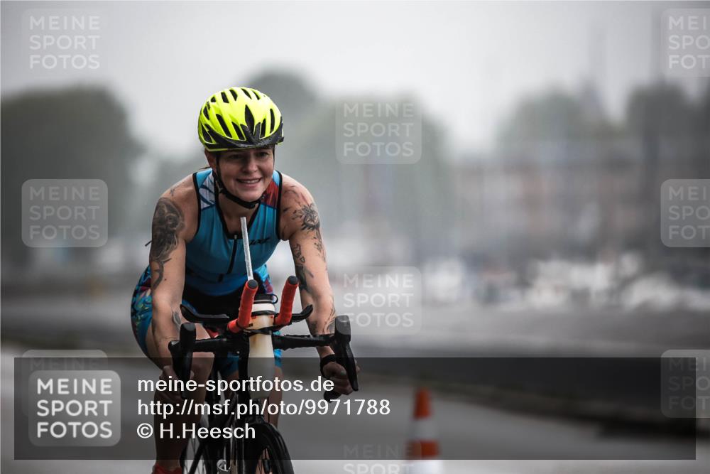 16.08.2026 - KN Förde Triathlon 2026 H.Heesch http://msf.ph/oto/9971788 16.08.2026 10:01:59 Radfahren 171 meine-sportfotos.de
