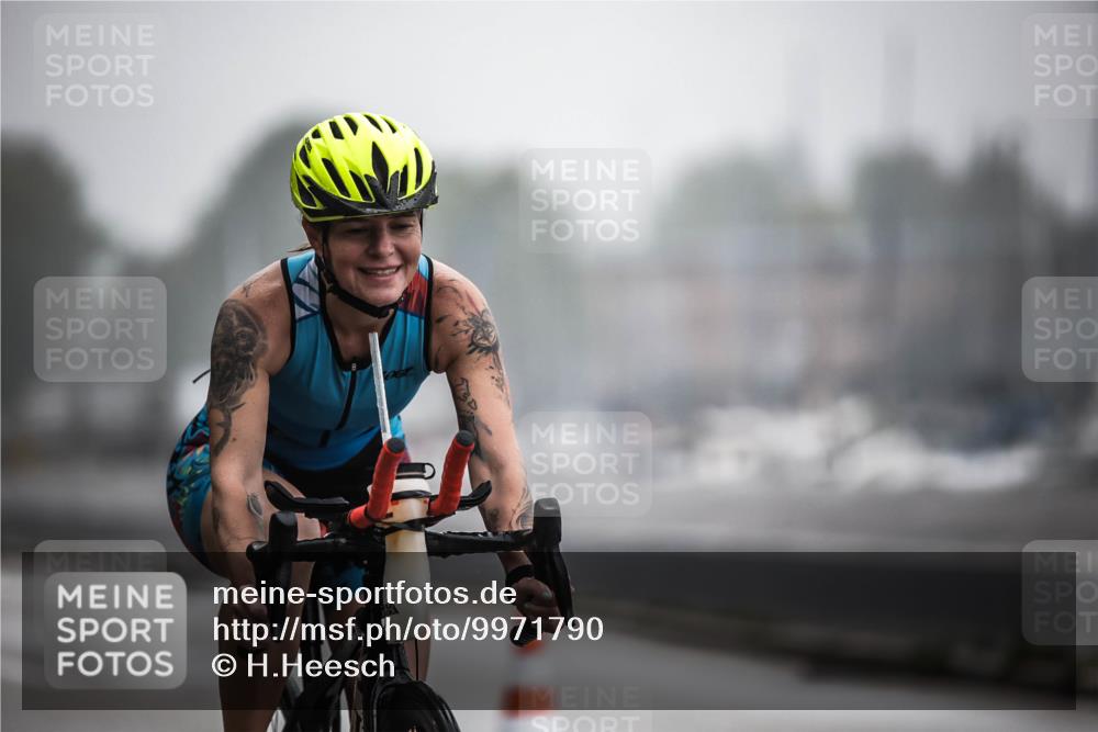 16.08.2026 - KN Förde Triathlon 2026 H.Heesch http://msf.ph/oto/9971790 16.08.2026 10:01:59 Radfahren 171 meine-sportfotos.de