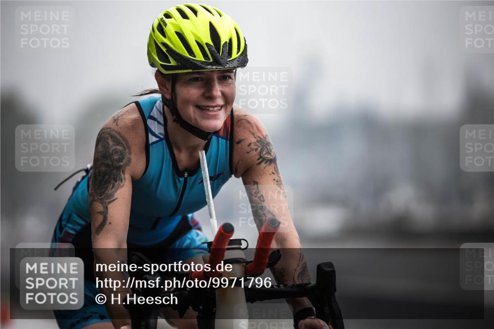 16.08.2026 - KN Förde Triathlon 2026 H.Heesch http://msf.ph/oto/9971796 16.08.2026 10:01:59 Radfahren 171 meine-sportfotos.de