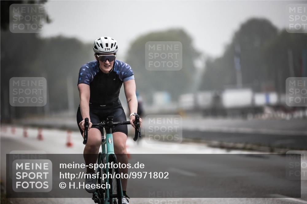 16.08.2026 - KN Förde Triathlon 2026 H.Heesch http://msf.ph/oto/9971802 16.08.2026 10:02:10 Radfahren 167, 179, 180 meine-sportfotos.de