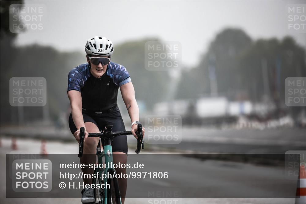 16.08.2026 - KN Förde Triathlon 2026 H.Heesch http://msf.ph/oto/9971806 16.08.2026 10:02:10 Radfahren 167, 179, 180 meine-sportfotos.de
