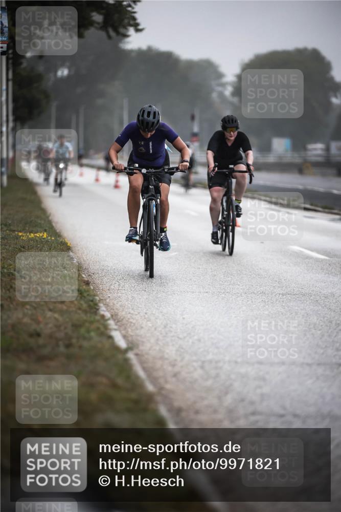 16.08.2026 - KN Förde Triathlon 2026 H.Heesch http://msf.ph/oto/9971821 16.08.2026 10:02:26 Radfahren 139, 188, 263 meine-sportfotos.de