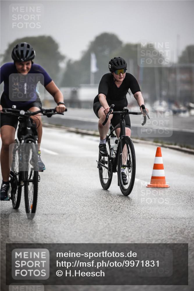 16.08.2026 - KN Förde Triathlon 2026 H.Heesch http://msf.ph/oto/9971831 16.08.2026 10:02:27 Radfahren 139, 188, 263 meine-sportfotos.de