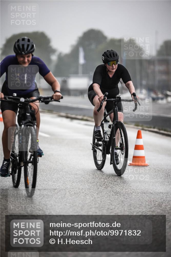 16.08.2026 - KN Förde Triathlon 2026 H.Heesch http://msf.ph/oto/9971832 16.08.2026 10:02:28 Radfahren 188, 236, 263 meine-sportfotos.de