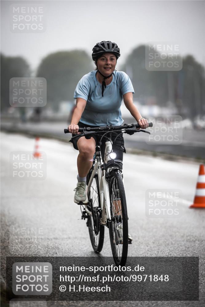 16.08.2026 - KN Förde Triathlon 2026 H.Heesch http://msf.ph/oto/9971848 16.08.2026 10:02:33 Radfahren 126, 236 meine-sportfotos.de