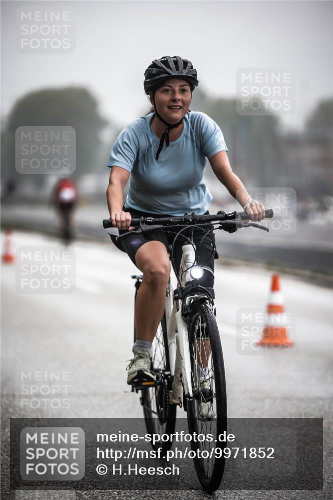 16.08.2026 - KN Förde Triathlon 2026 H.Heesch http://msf.ph/oto/9971852 16.08.2026 10:02:33 Radfahren 126, 236 meine-sportfotos.de