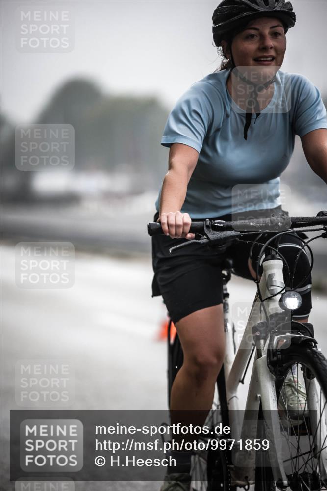 16.08.2026 - KN Förde Triathlon 2026 H.Heesch http://msf.ph/oto/9971859 16.08.2026 10:02:33 Radfahren 126, 236 meine-sportfotos.de
