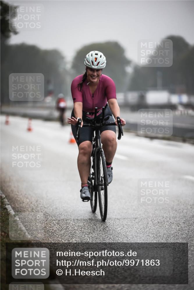 16.08.2026 - KN Förde Triathlon 2026 H.Heesch http://msf.ph/oto/9971863 16.08.2026 10:02:35 Radfahren 126, 236 meine-sportfotos.de