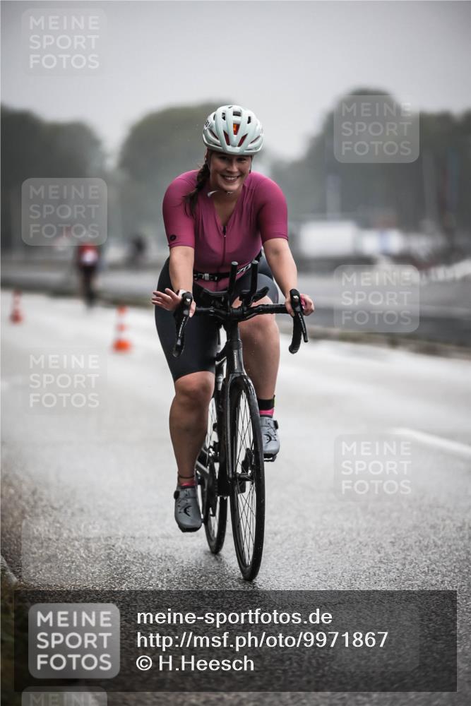 16.08.2026 - KN Förde Triathlon 2026 H.Heesch http://msf.ph/oto/9971867 16.08.2026 10:02:35 Radfahren 126, 236 meine-sportfotos.de