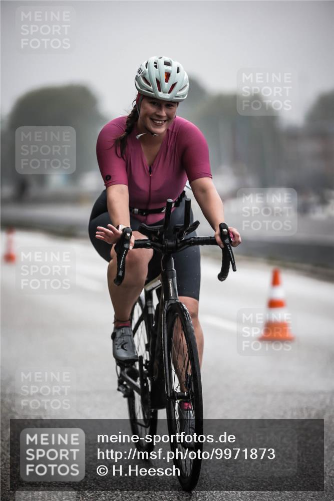 16.08.2026 - KN Förde Triathlon 2026 H.Heesch http://msf.ph/oto/9971873 16.08.2026 10:02:36 Radfahren 126, 236 meine-sportfotos.de