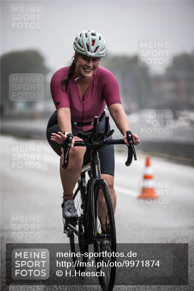 16.08.2026 - KN Förde Triathlon 2026 H.Heesch http://msf.ph/oto/9971874 16.08.2026 10:02:36 Radfahren 126, 236 meine-sportfotos.de