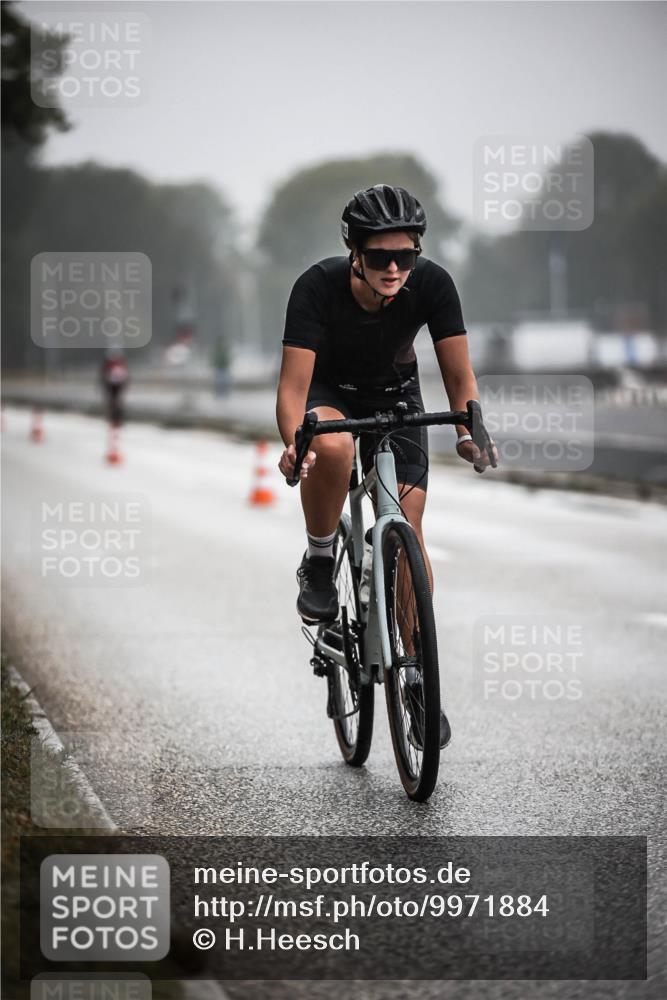 16.08.2026 - KN Förde Triathlon 2026 H.Heesch http://msf.ph/oto/9971884 16.08.2026 10:02:38 Radfahren 126 meine-sportfotos.de