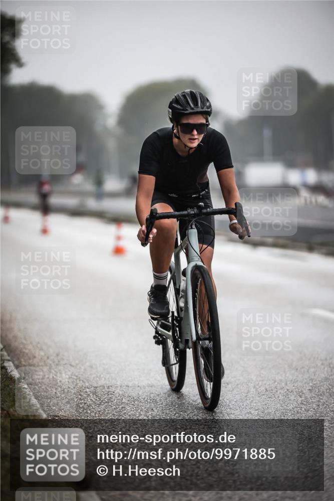 16.08.2026 - KN Förde Triathlon 2026 H.Heesch http://msf.ph/oto/9971885 16.08.2026 10:02:38 Radfahren 126 meine-sportfotos.de
