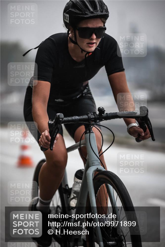 16.08.2026 - KN Förde Triathlon 2026 H.Heesch http://msf.ph/oto/9971899 16.08.2026 10:02:39 Radfahren 126 meine-sportfotos.de